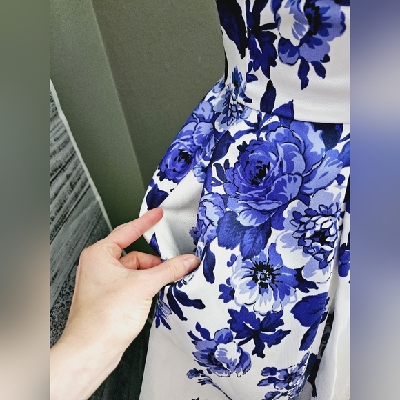 Stunning Windsor Floral Dress/ Gown - Picture 5 of 15